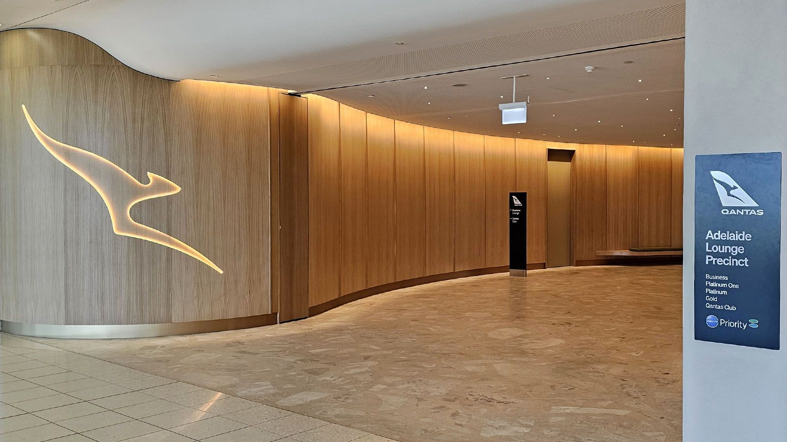 Qantas Club Adelaide at ADL