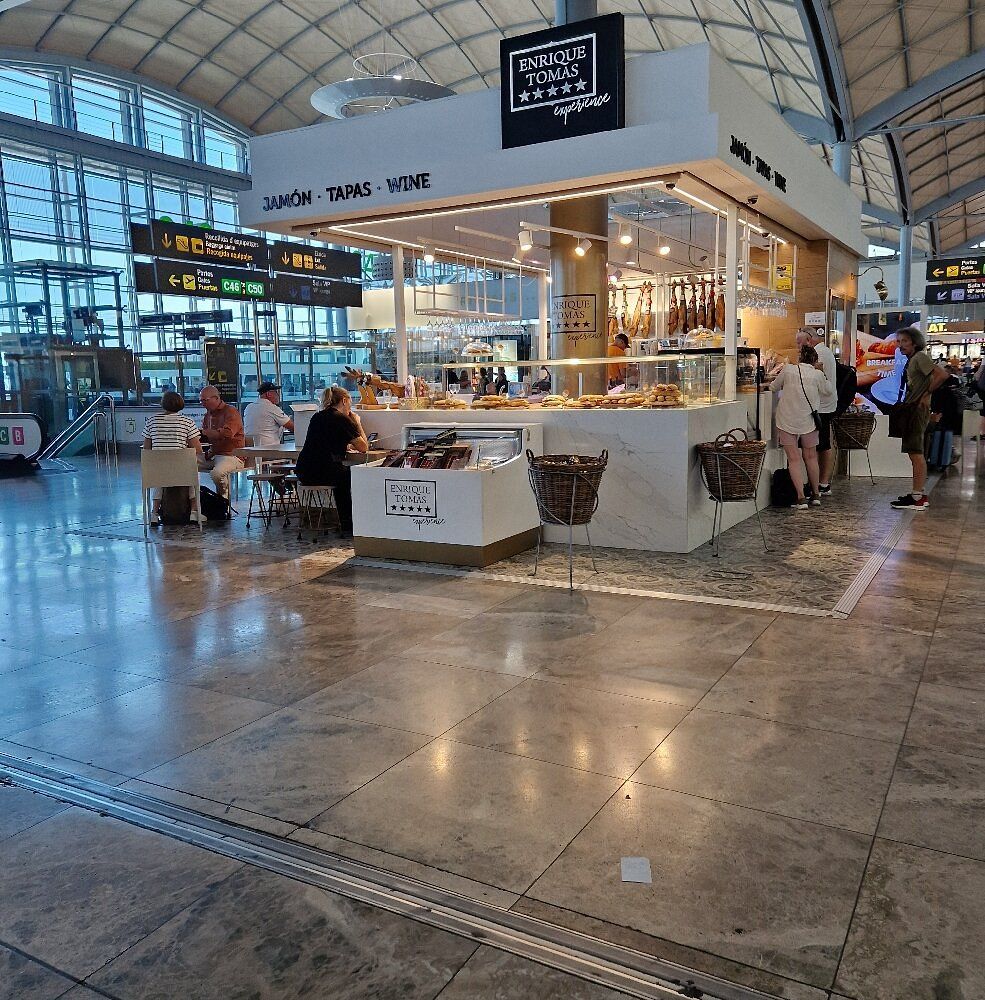 Tapas and Wine in Old Town at ALC