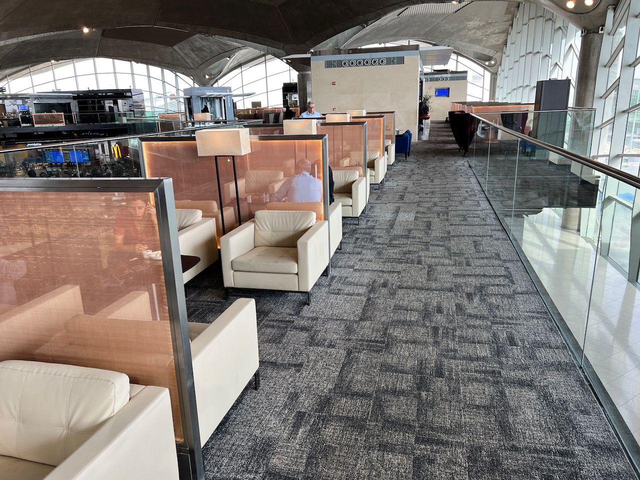 Royal Jordanian Crown Lounge at AMM
