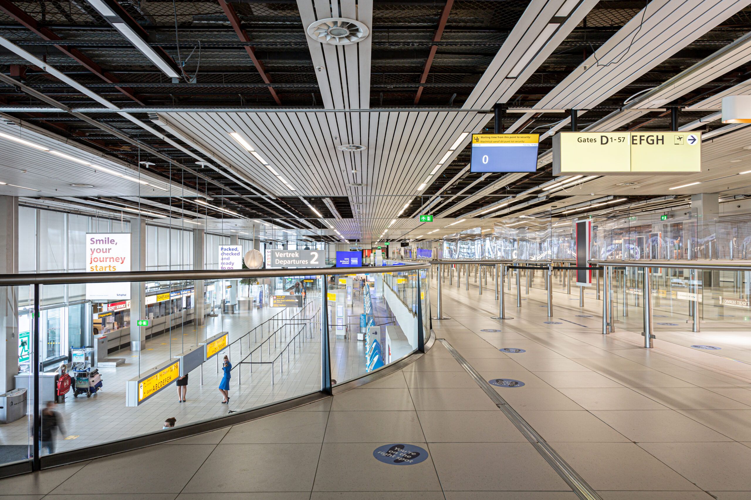 AMS Departure Hall 1