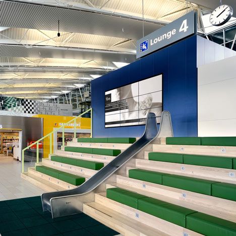 AMS Departure Hall 4