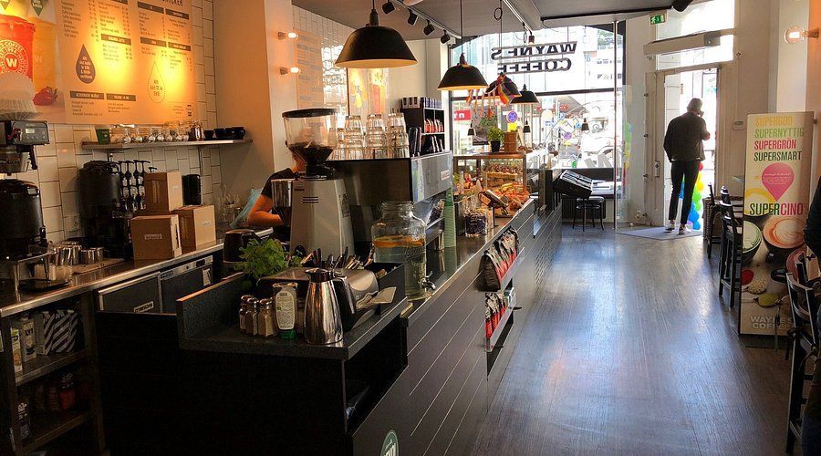 Wayne's Coffee at ARN