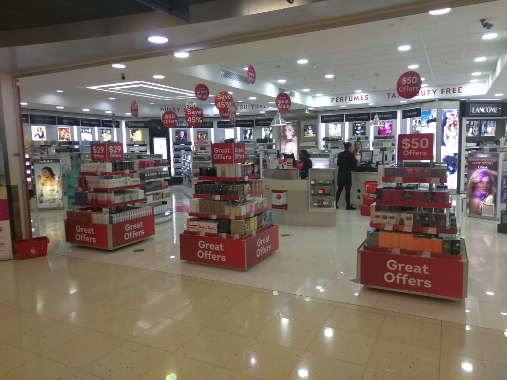 Coffee Shop restaurant at AUA Airport