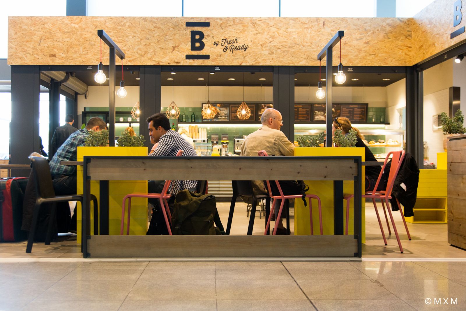 Fresh & Ready restaurant at BCN Airport