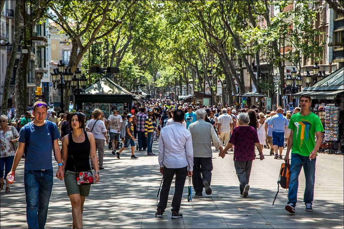 Stroll Down La Rambla and Gothic Quarter at BCN