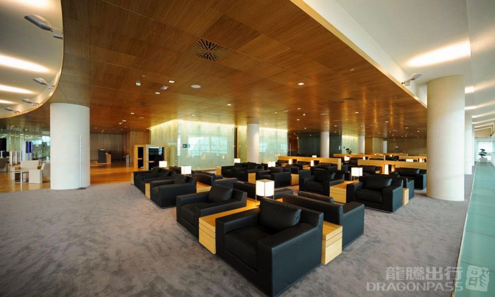 Vueling Club Lounge at BCN