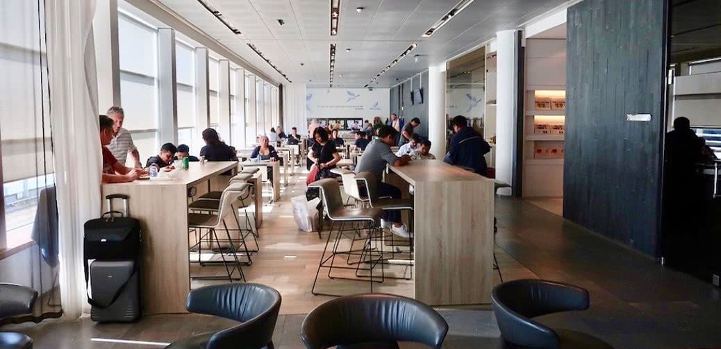 Emirates Lounge at BRU