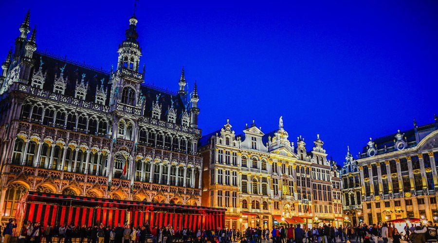 Grand Place & Brussels Old Town at BRU