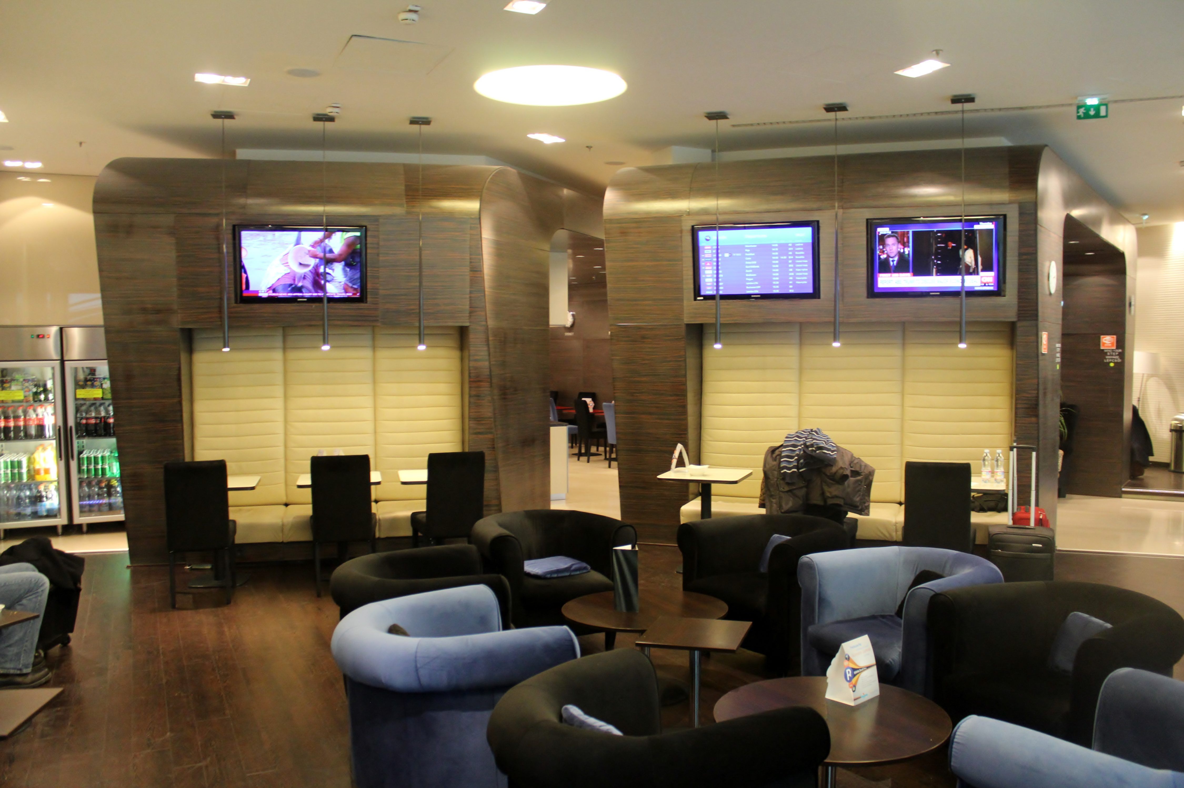 SkyCourt Lounge (Non-Schengen) at BUD