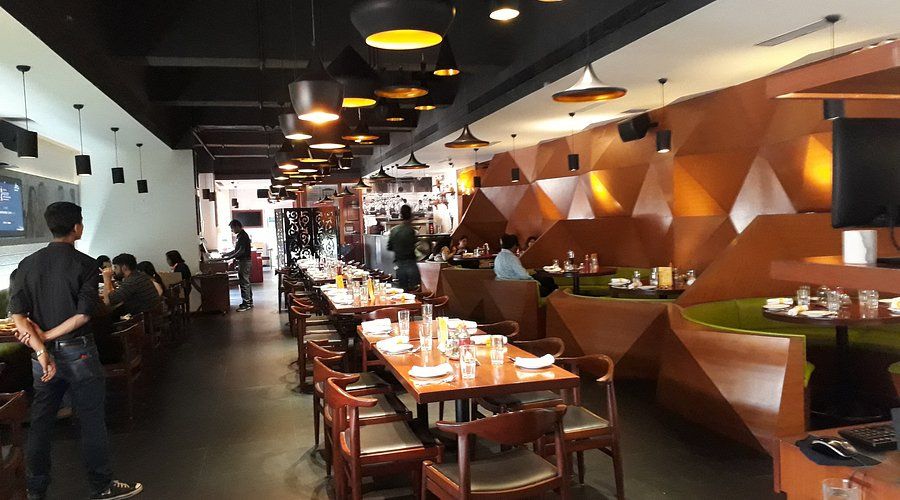 Café Mezzuna at CCU