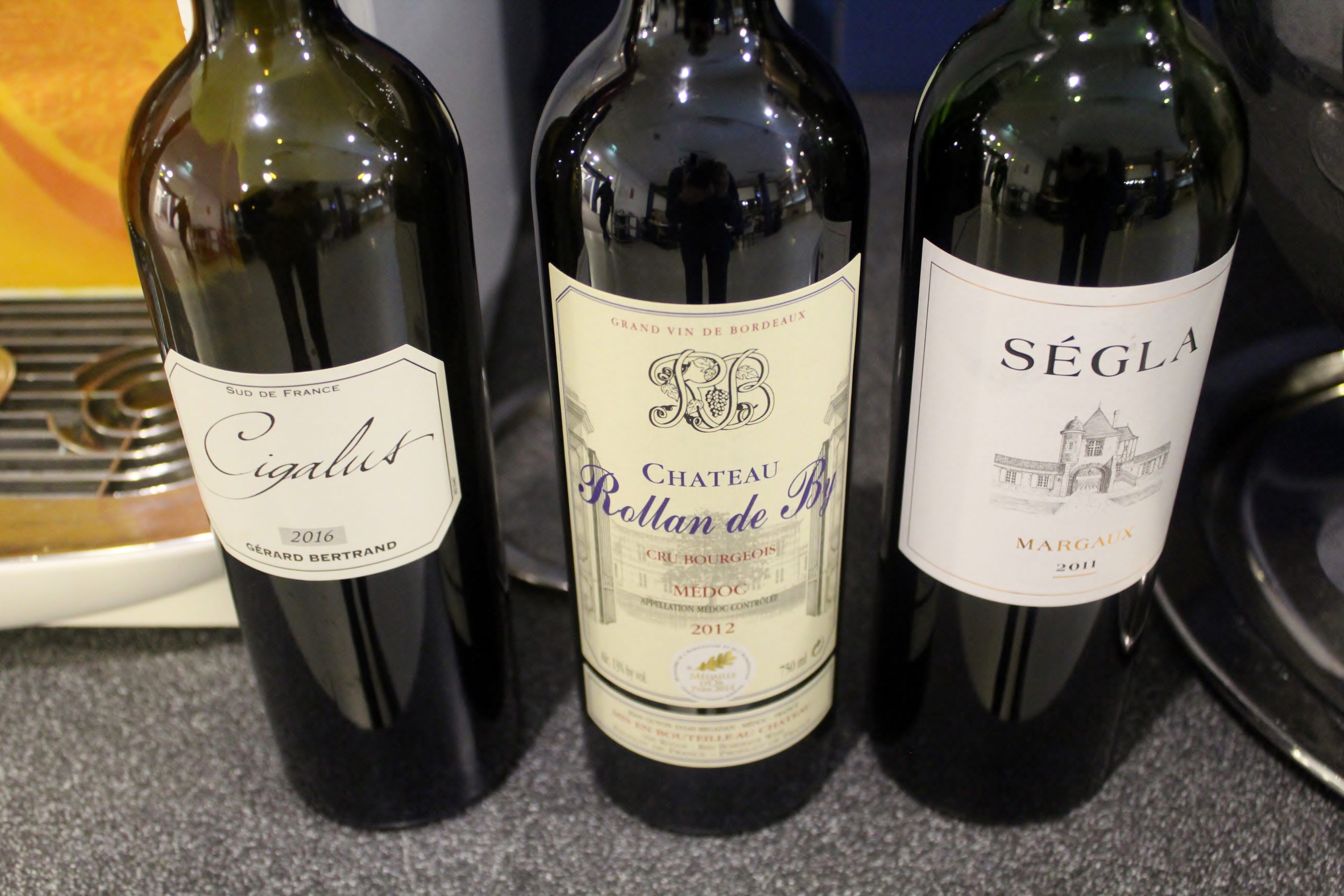 French Wine Tasting Airside at CDG