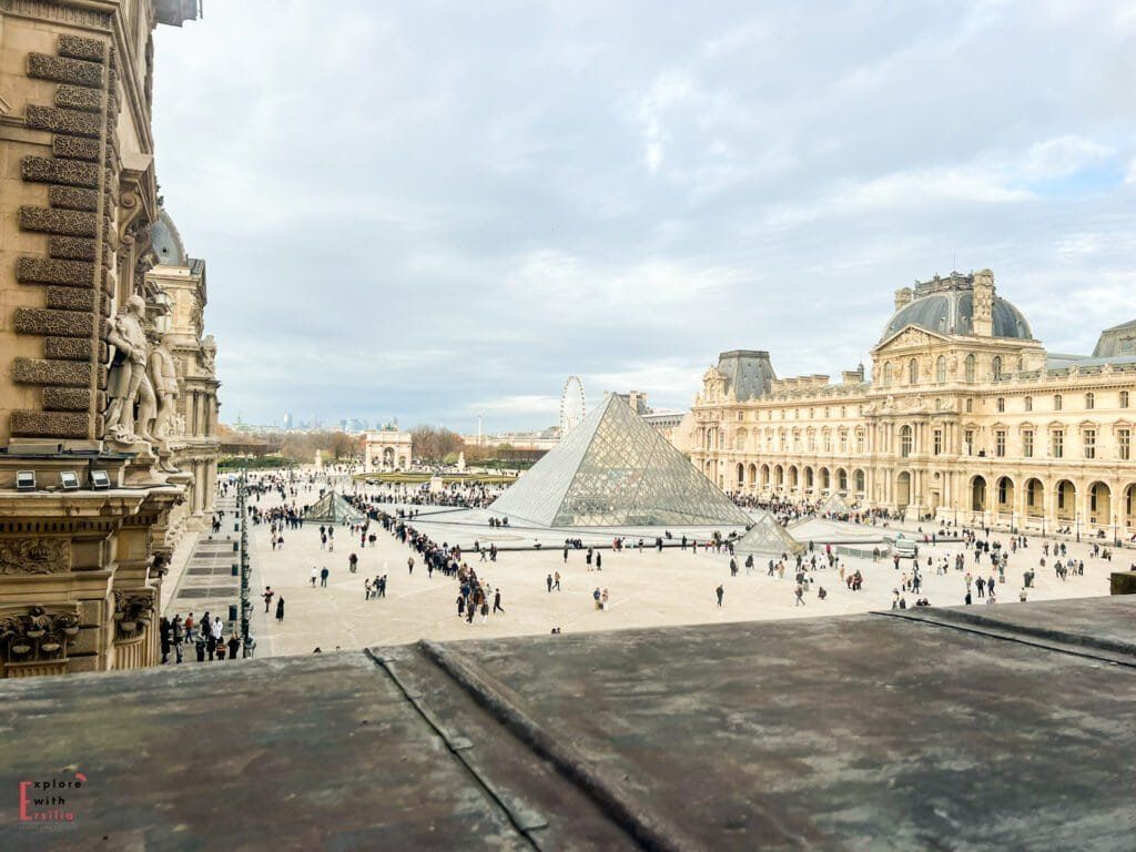 Louvre Museum Quick Visit at CDG