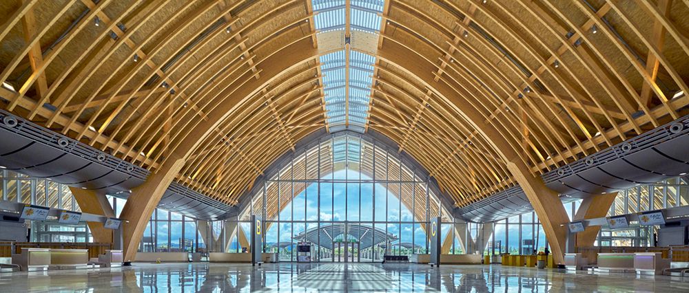 Terminal 2 Art and Architecture Tour at CEB