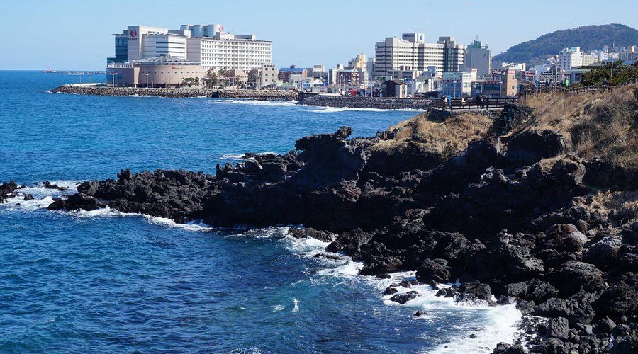 Explore Yongduam (Dragon Head Rock) at CJU