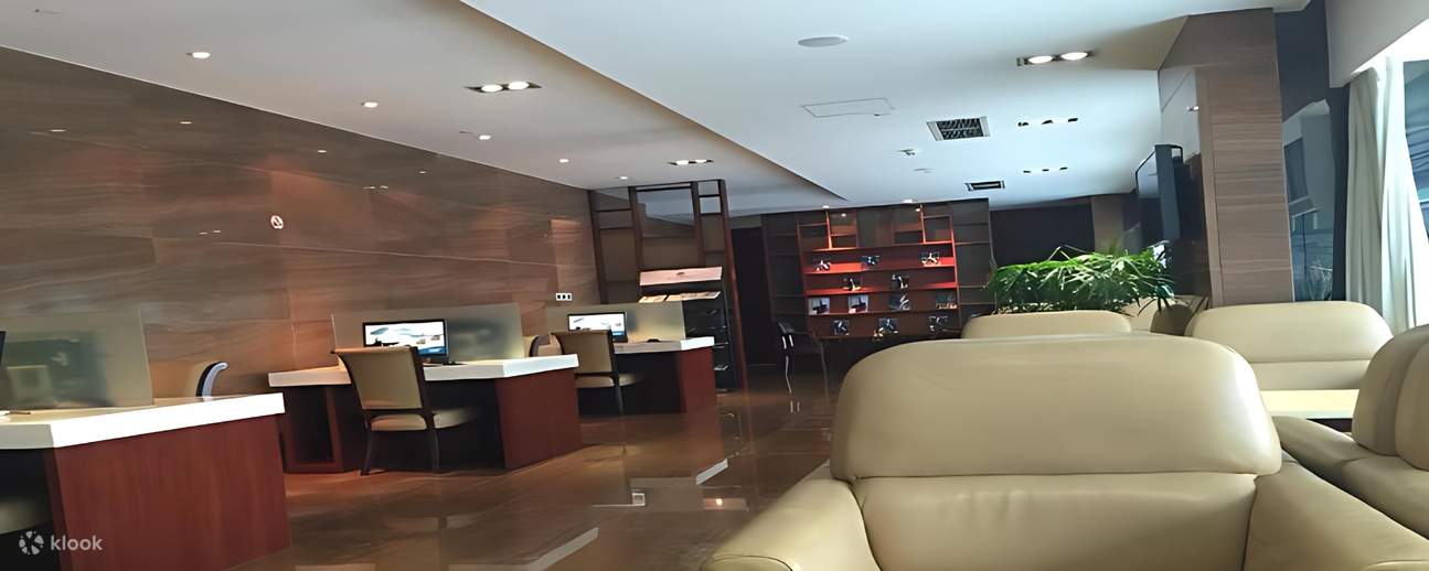 V1 VIP Lounge at CKG