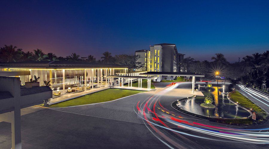 Airport Garden Hotel near CMB