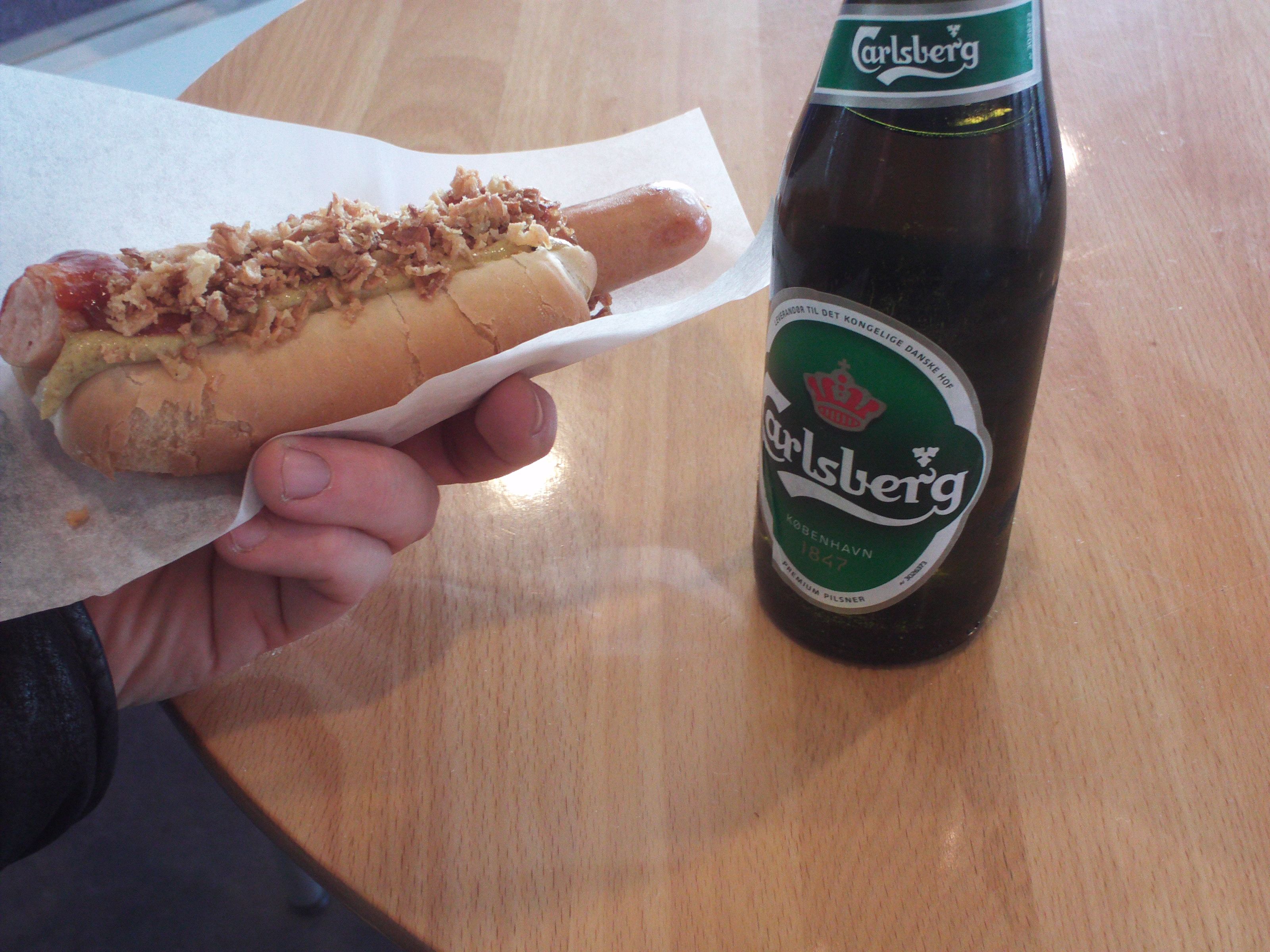 Danish Hot Dog and Beer at CPH
