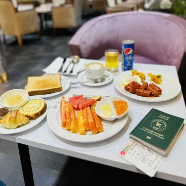 Bengali Food Tour in Gulshan at DAC