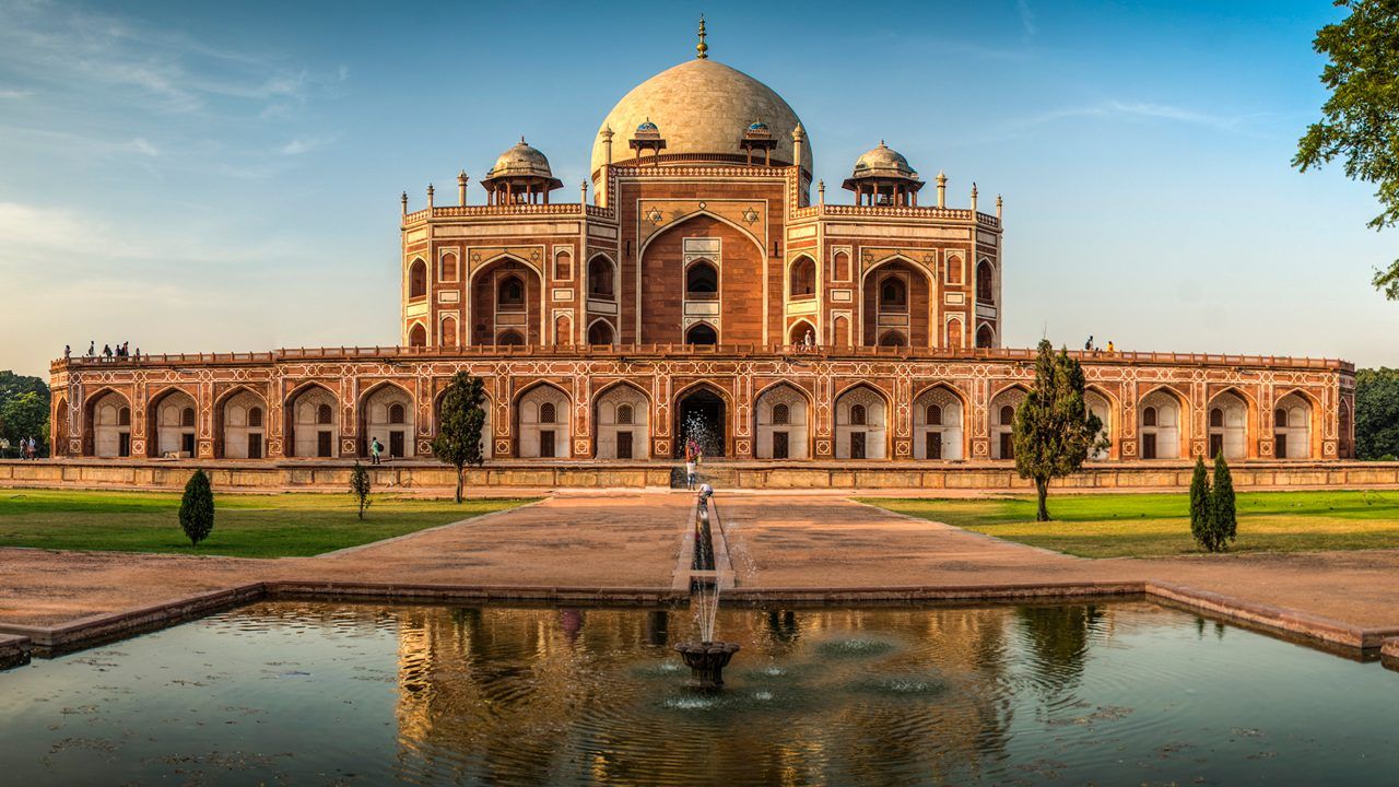 Explore Humayun Tomb at DEL