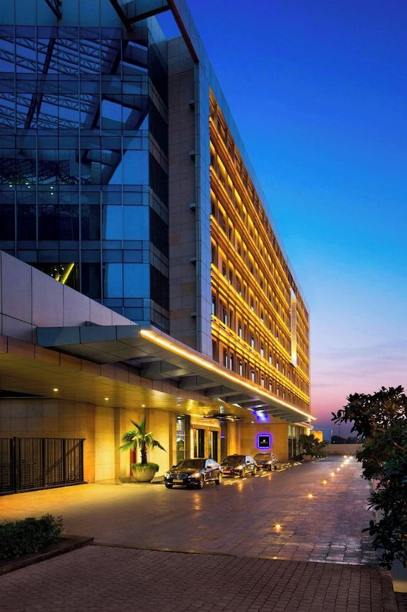 JW Marriott New Delhi Aerocity near DEL