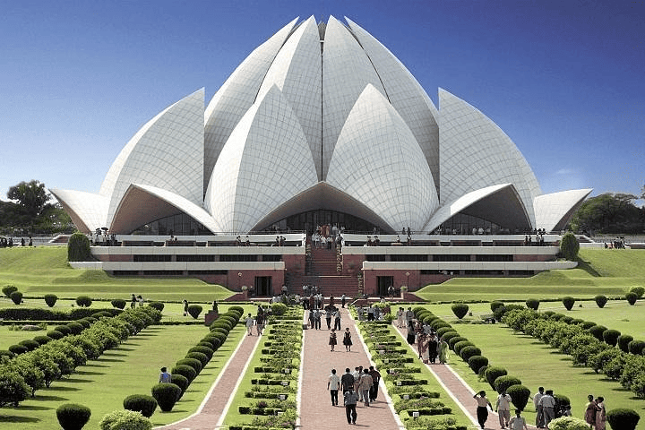 Visit Lotus Temple at DEL