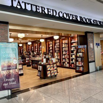 Tattered Cover Bookstore & Cafe at DEN