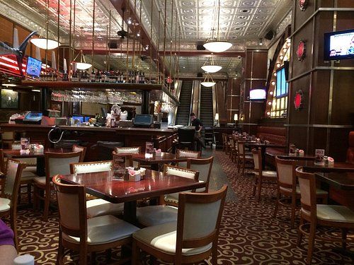 Pappadeaux Seafood Kitchen restaurant at DFW Airport