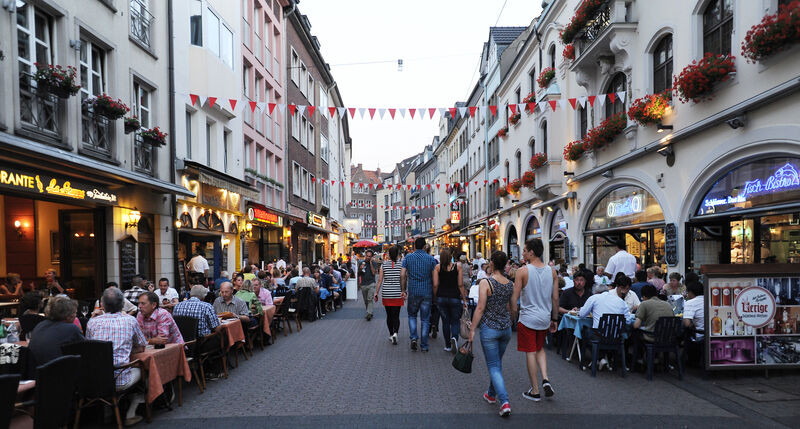 Dusseldorf City Centre (Altstadt) from DUS