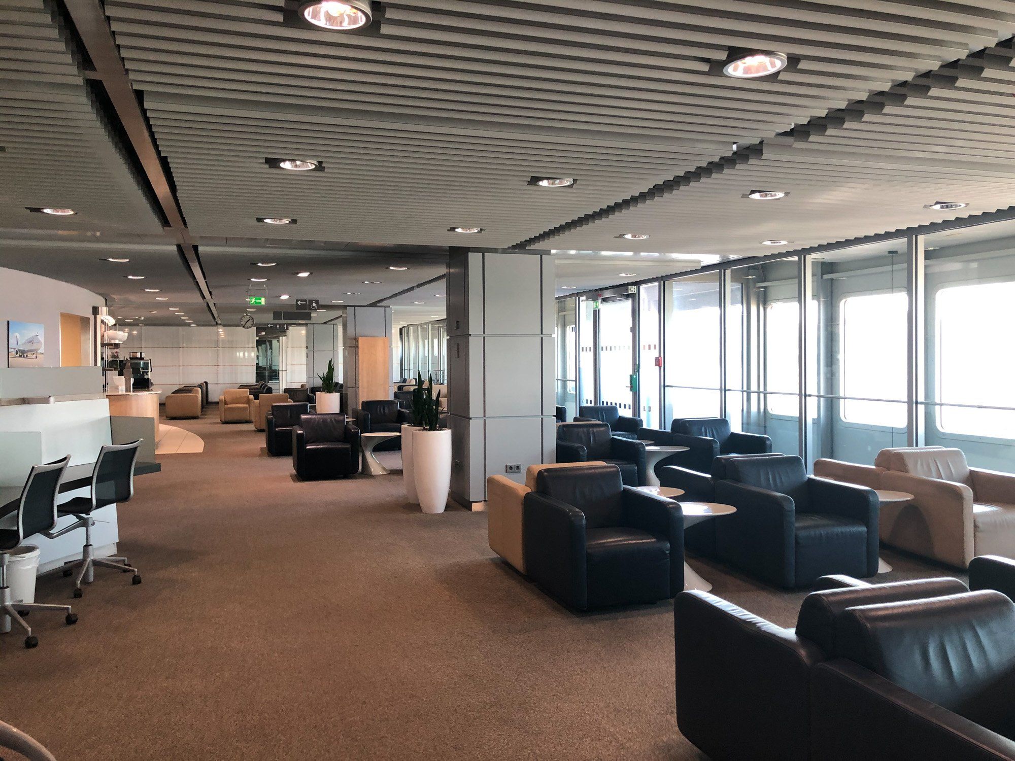 Lufthansa Business Lounge at DUS