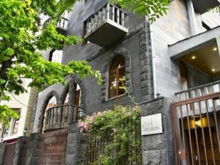 Yerevan City Hotel near EVN