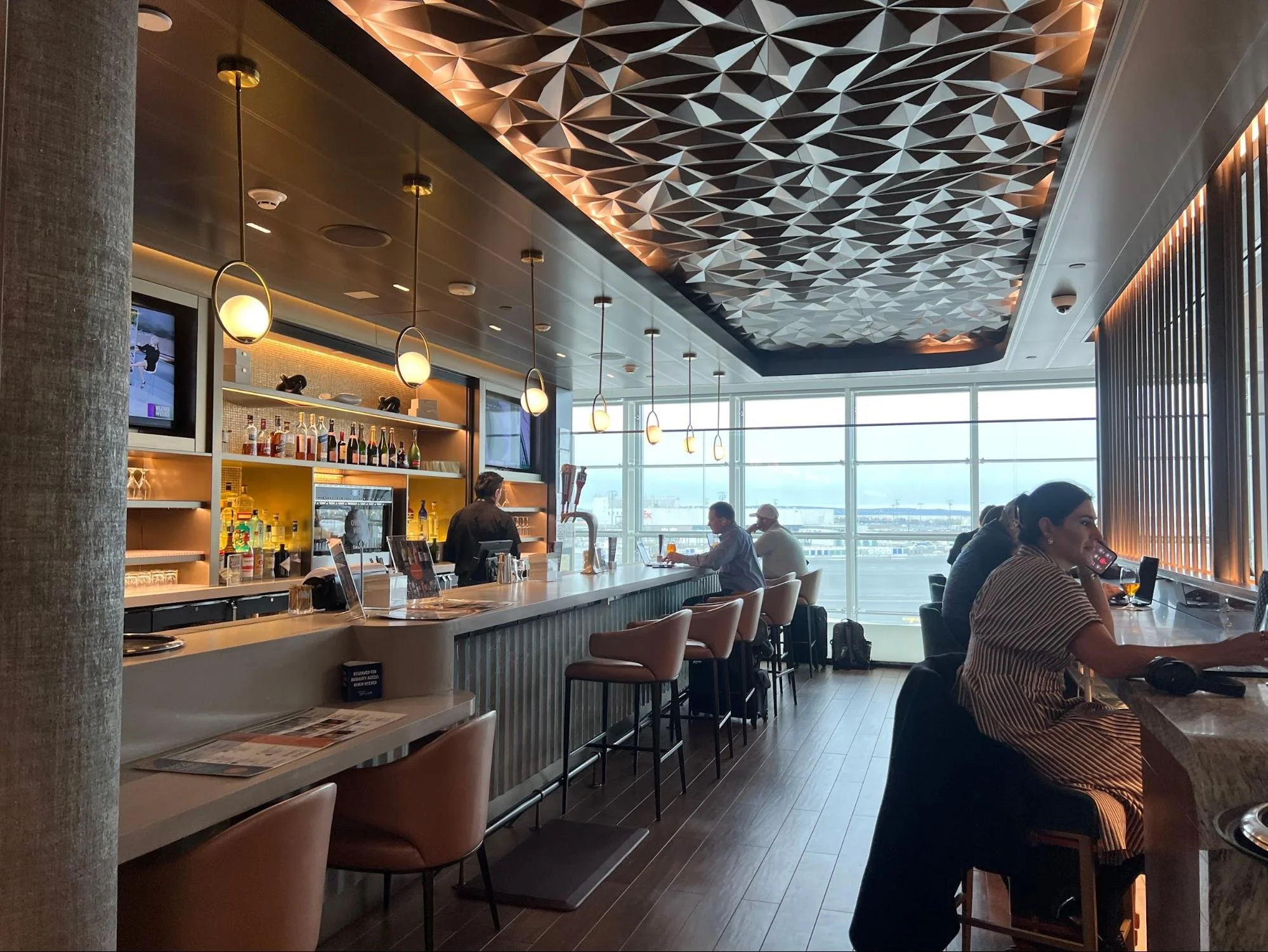 Delta Sky Club at EWR