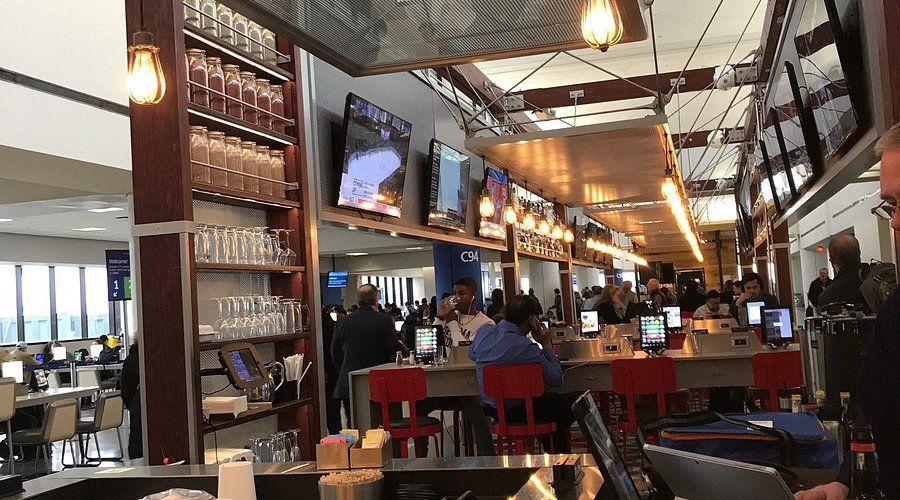 Wanderlust restaurant at EWR Airport