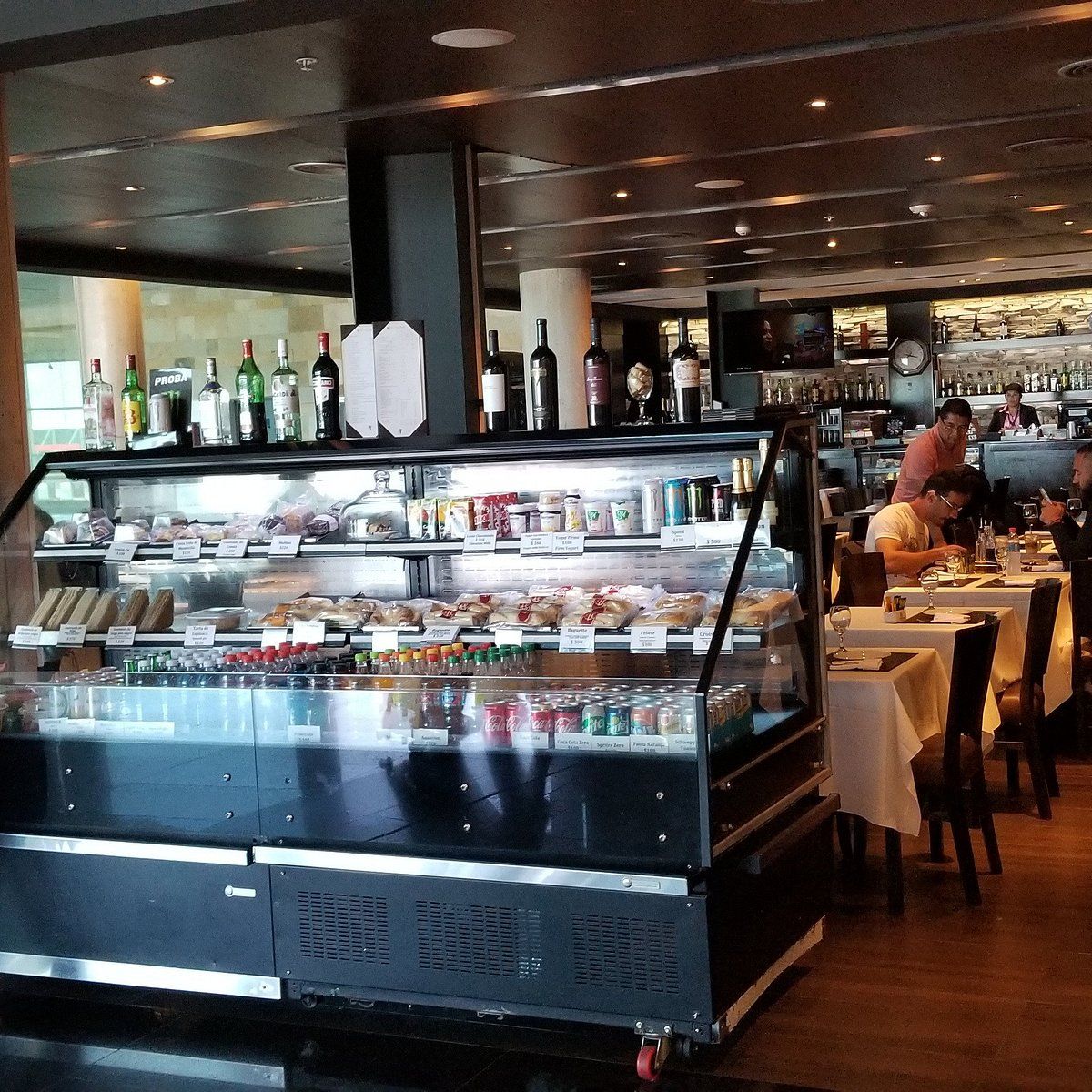 Deli Patagonia restaurant at EZE Airport