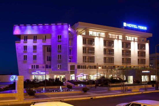 Hotel Tiber Fiumicino near FCO