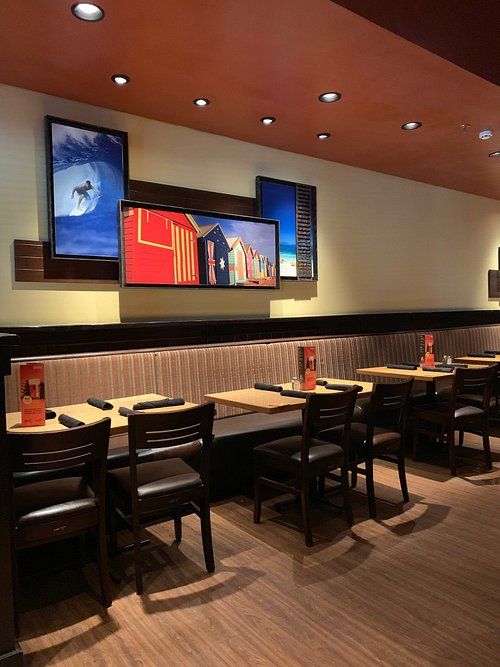 Outback Steakhouse restaurant at GRU Airport