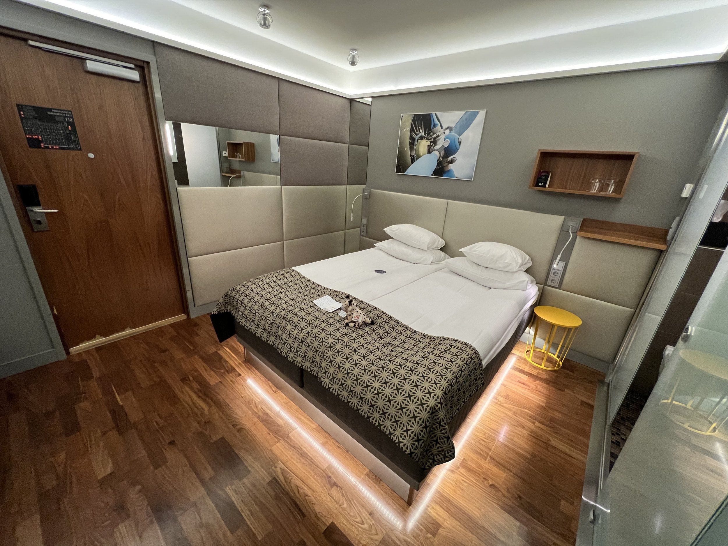 GLO Hotel Airport near HEL