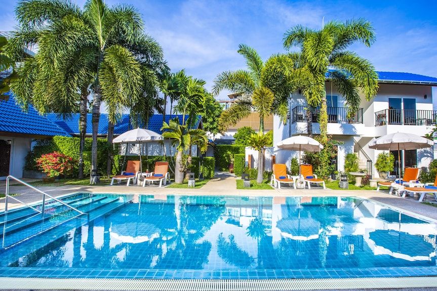 Phuket Airport Hotel near HKT