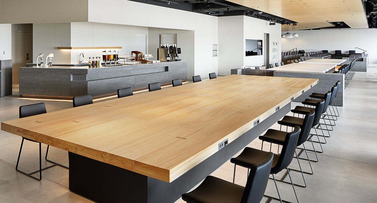 Power Lounge North at HND