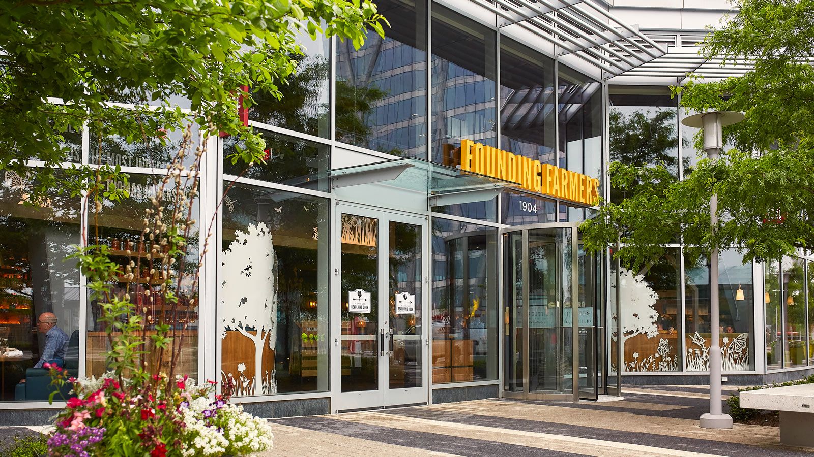 Founding Farmers at IAD