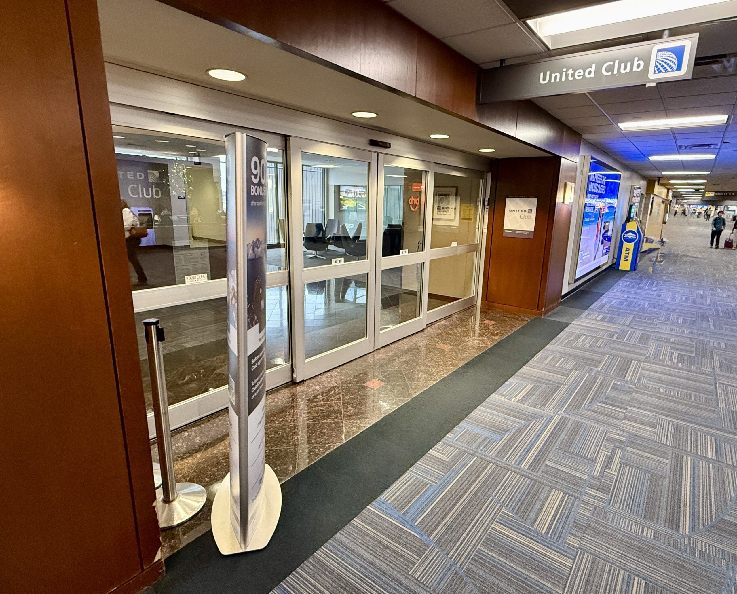 United Club Concourse C at IAD