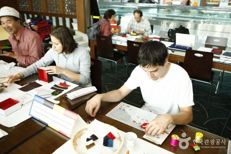 Korean Traditional Craft Workshop at ICN