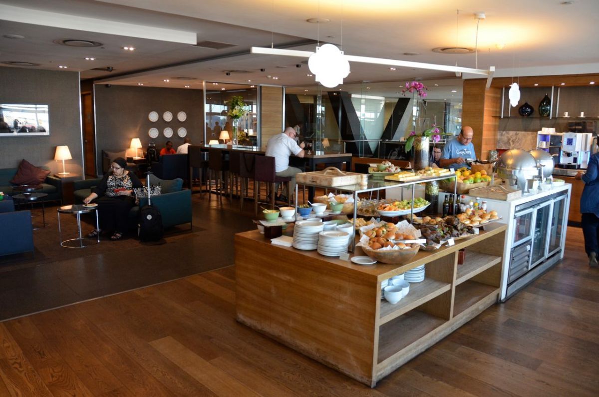 SLOW Lounge International at JNB