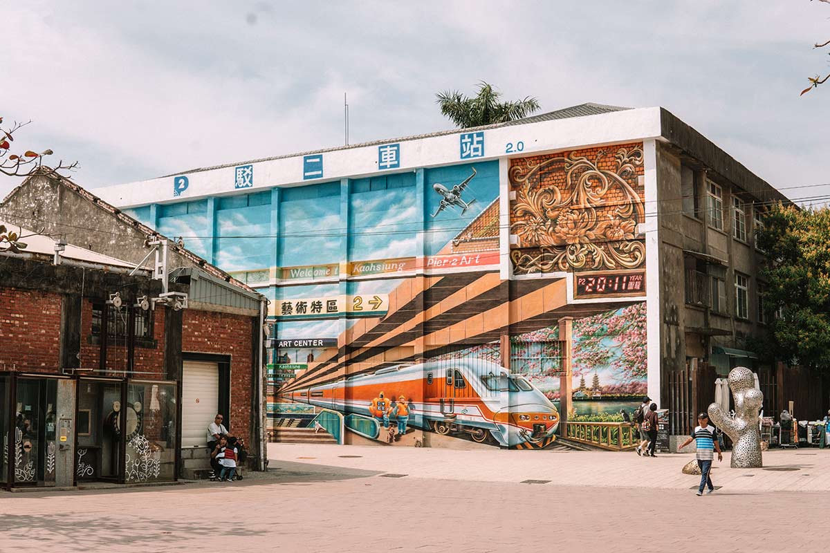 Pier-2 Art Center & Love River from KHH