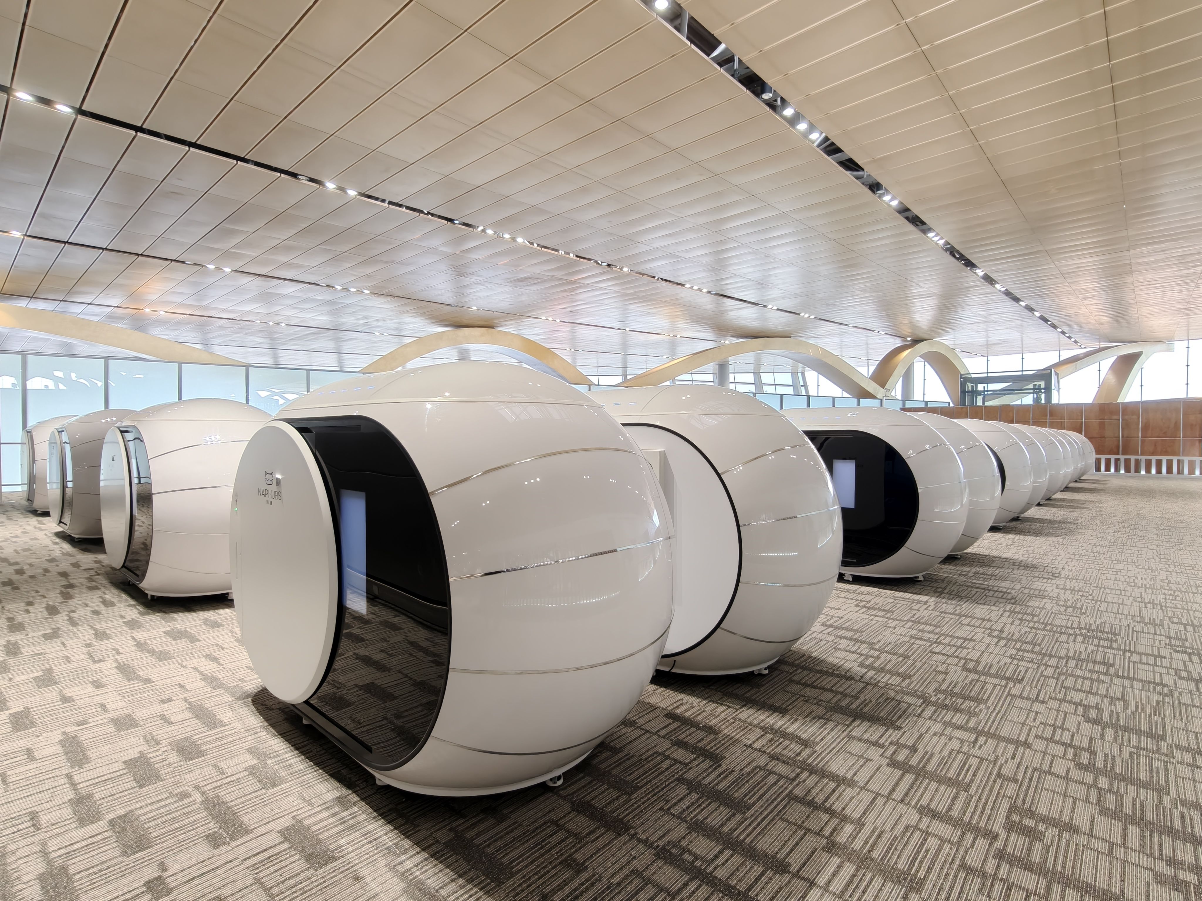 Changshui Airport Capsule Hotel near KMG