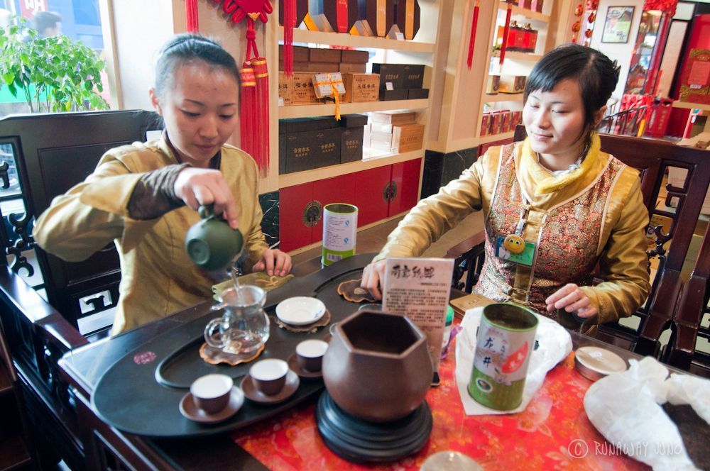 Yunnan Coffee & Pu'er Tea Tasting at KMG