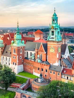 Visit Wawel Castle at KRK