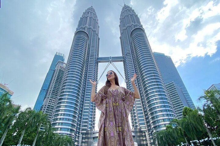 Visit Petronas Twin Towers at KUL