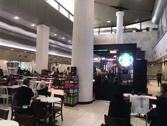 Starbucks at KWI
