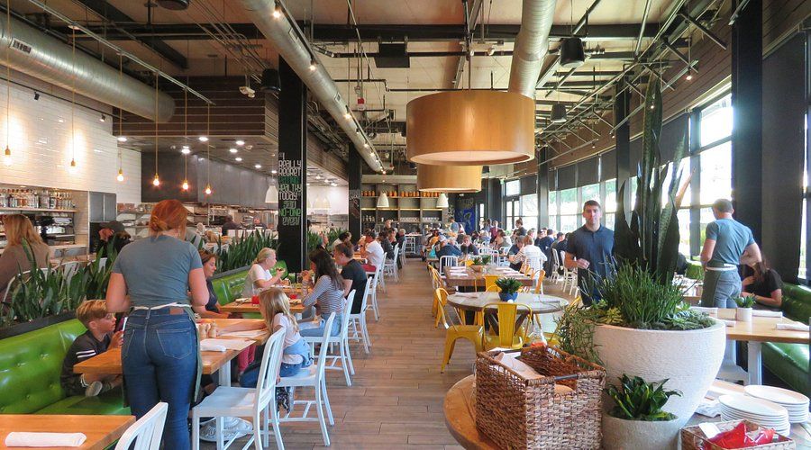 True Food Kitchen restaurant at LAX Airport