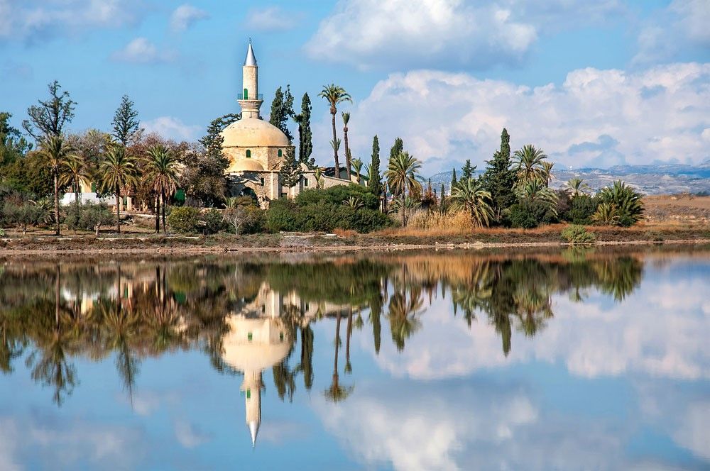 Visit Larnaca Salt Lake & Hala Sultan Tekke at LCA